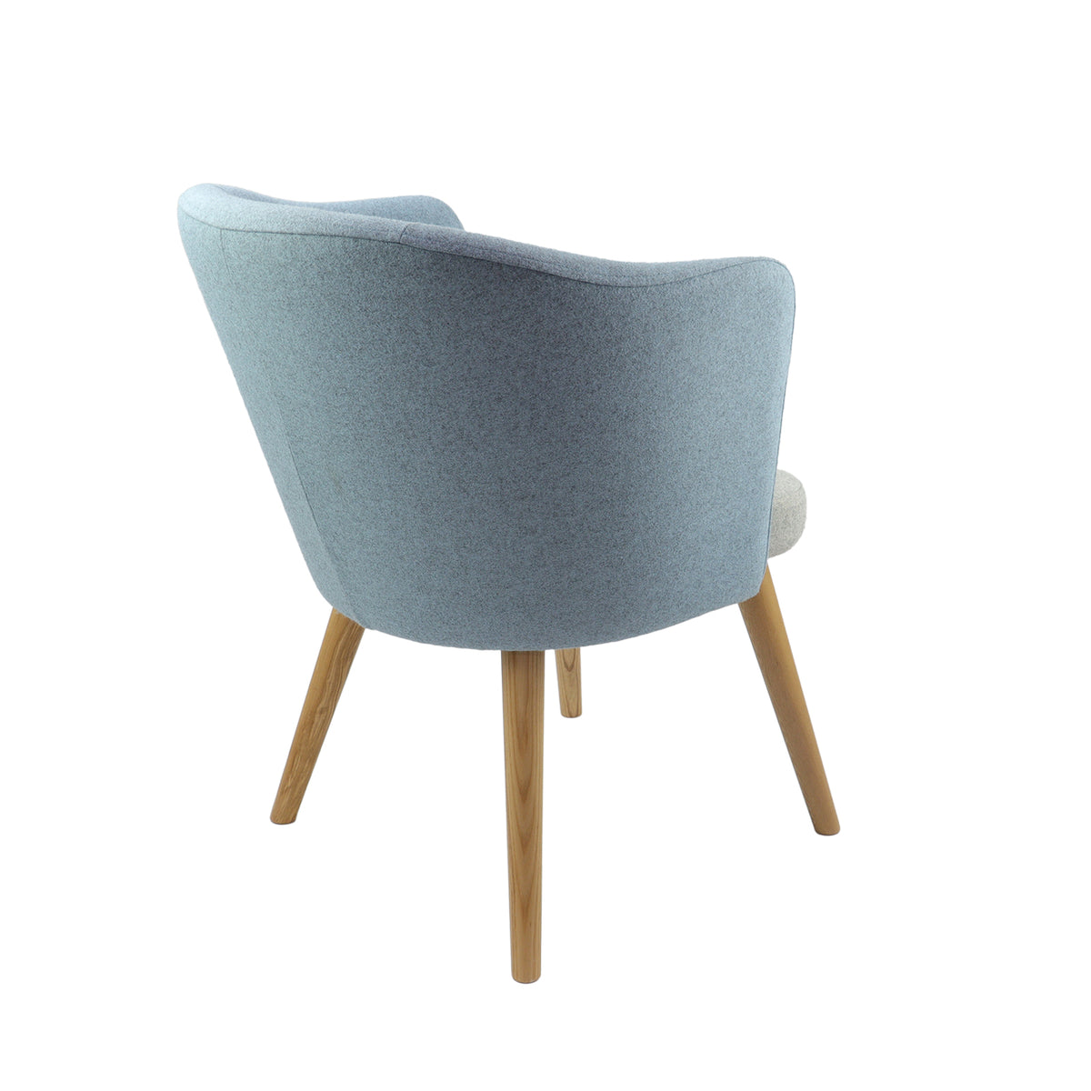 Otis single seater lounge chair with 4 oak wooden legs - view 3
